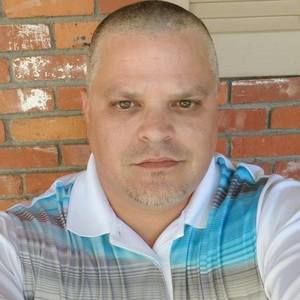 Meet your Posher, John e.